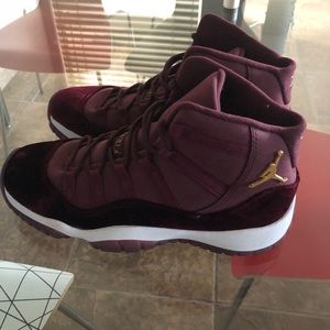 Nike Jordan Retro 11 “Red Velvet” Size 6Y